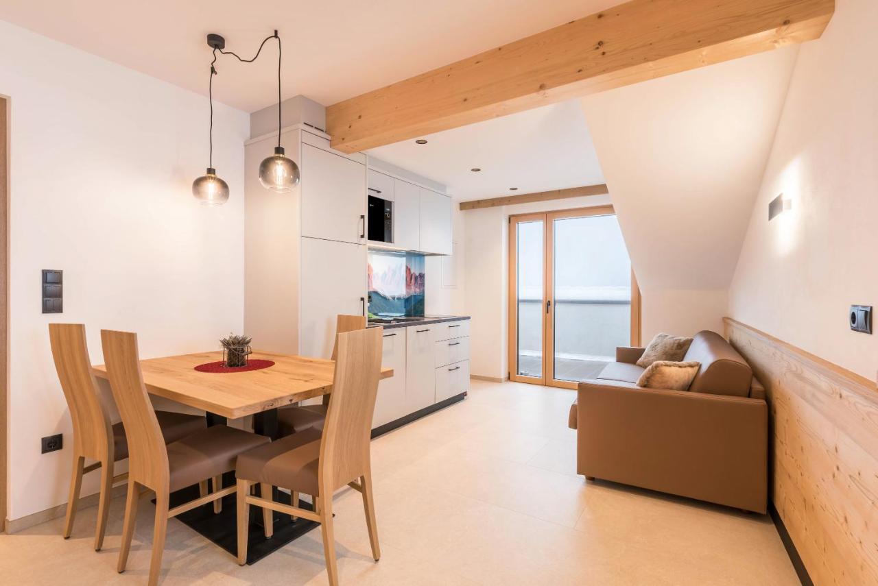Planerhof Apartment Edelweiss Funes  Ngoại thất bức ảnh